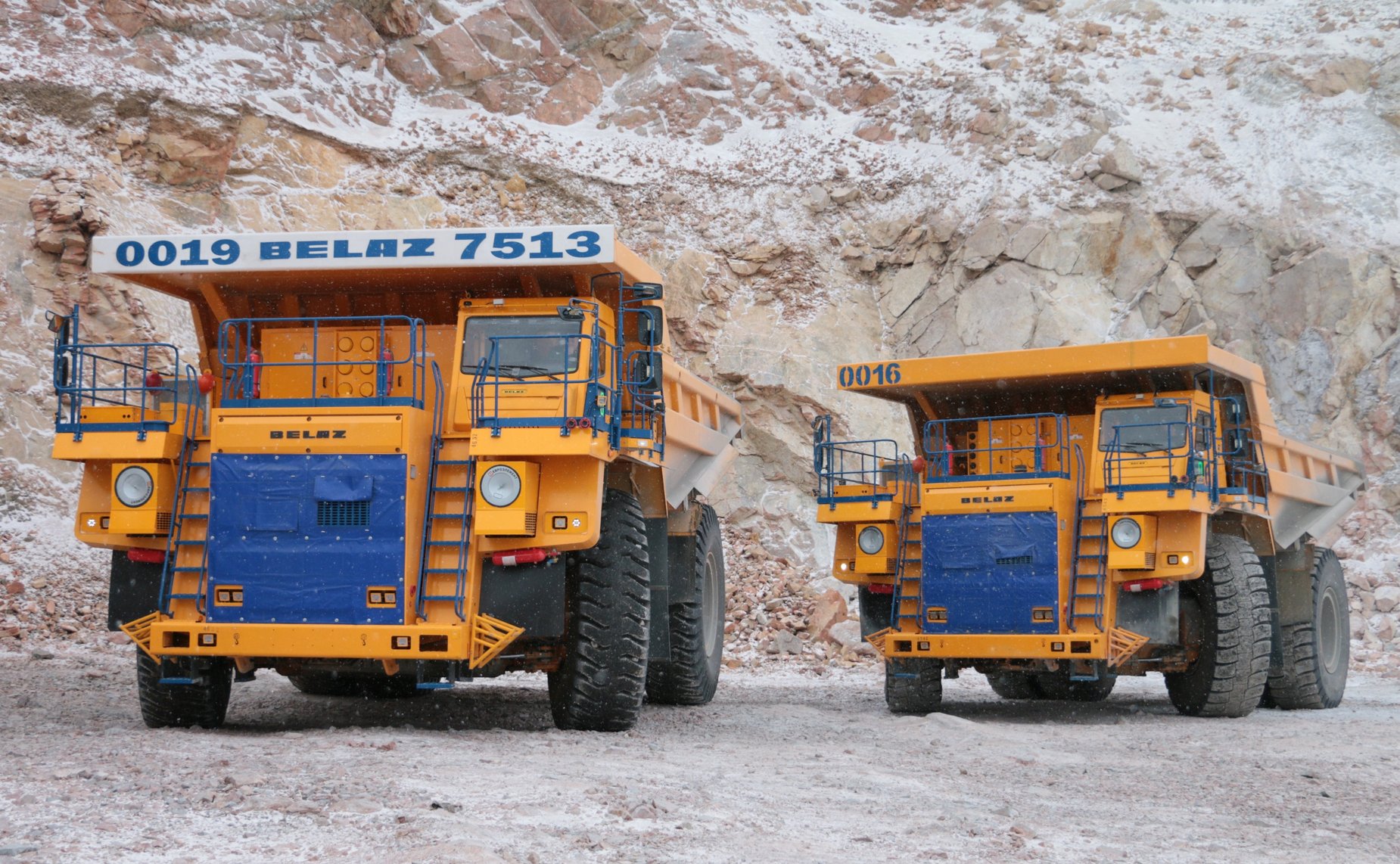 Александр Жуков посетил единственное в РФ предприятие по производству ферромолибдена