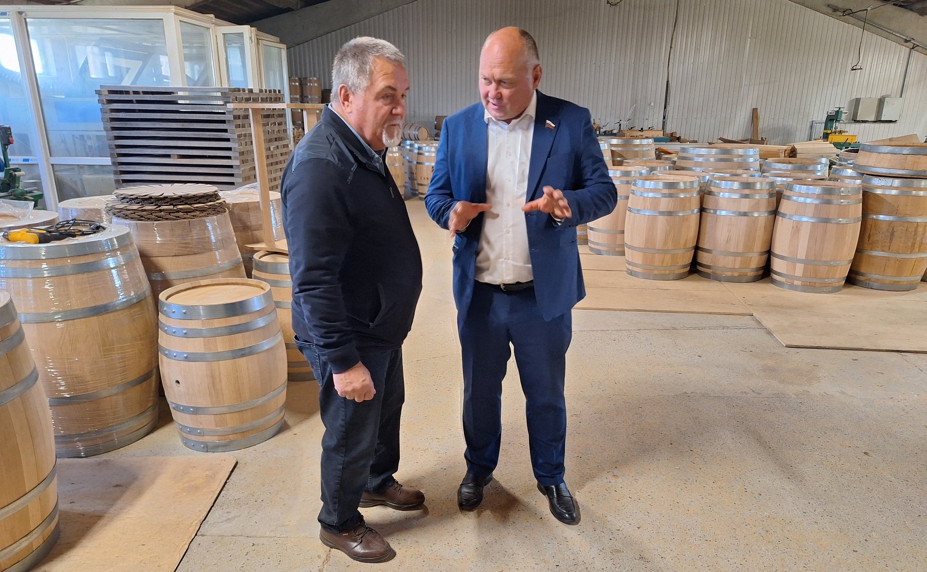 Алексей Кондратенко посетил винодельческий завод в Краснодарском крае