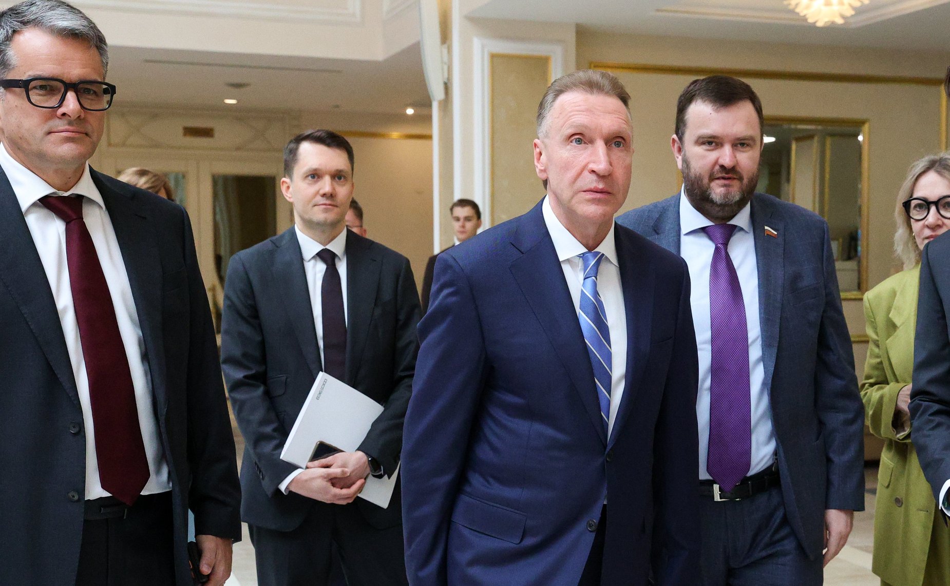 Валентина Матвиенко и Игорь Шувалов осмотрели выставку проектов, получивших поддержку институтов развития ВЭБ.РФ