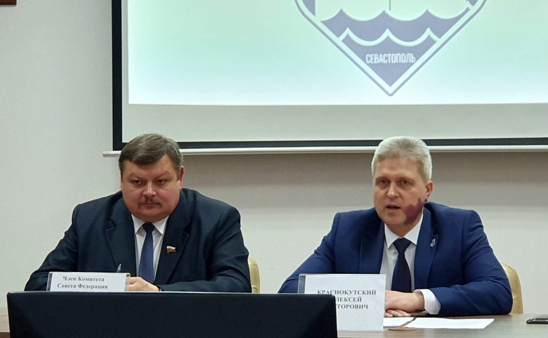 Сергей Колбин провел встречу с народными дружинниками Севастополя