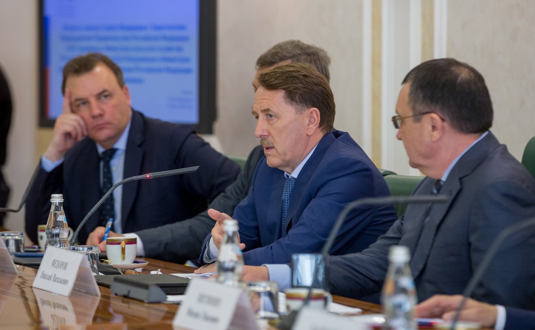 Встреча первого заместителя Председателя СФ Н. Федорова с заместителем Председателя Правительства РФ А. Гордеевым и Министром сельского хозяйства РФ Д. Патрушевым