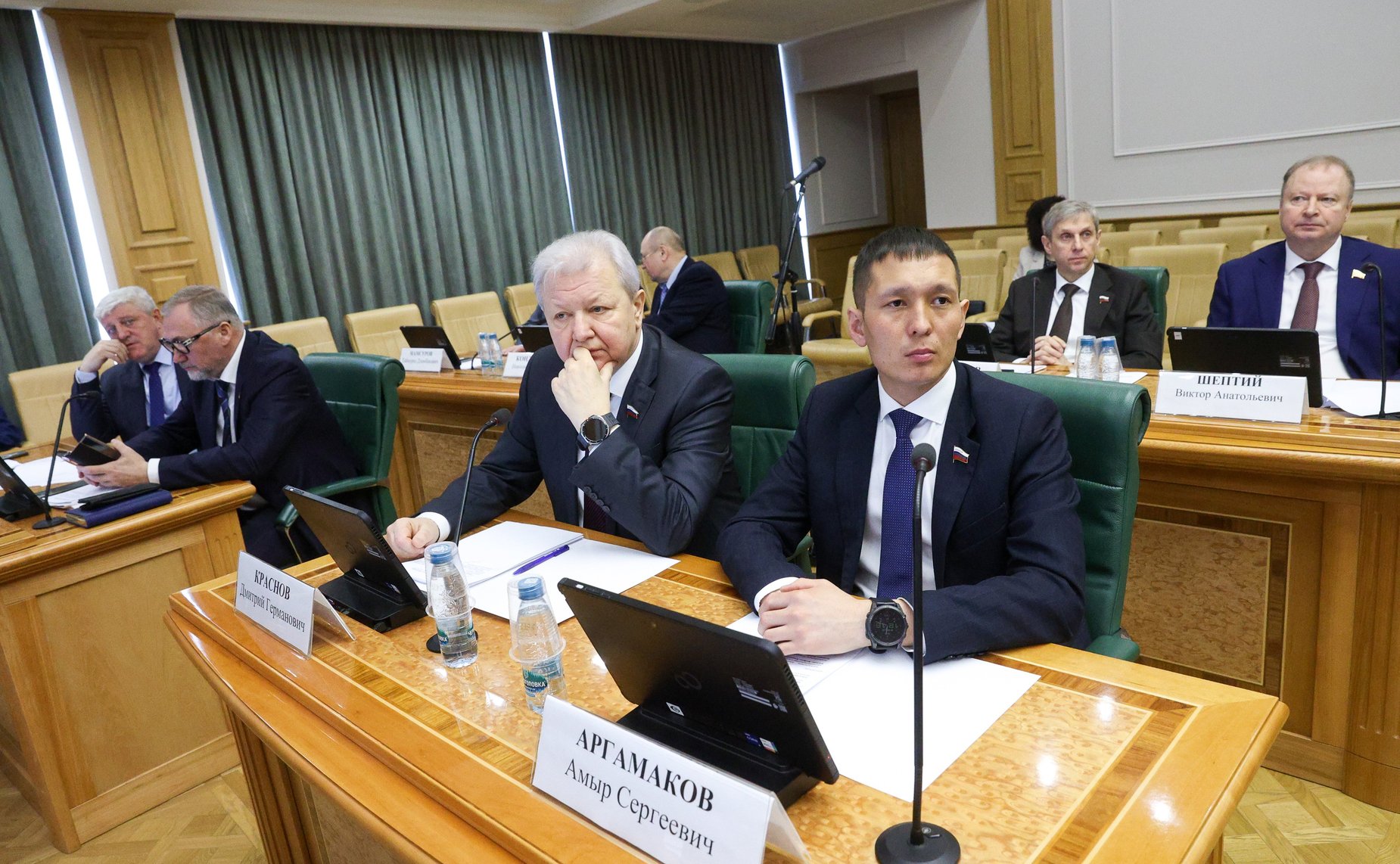 Совместное заседание Комитета Совета Федерации по конституционному законодательству и государственному строительству и Комитета Совета Федерации по обороне и безопасности