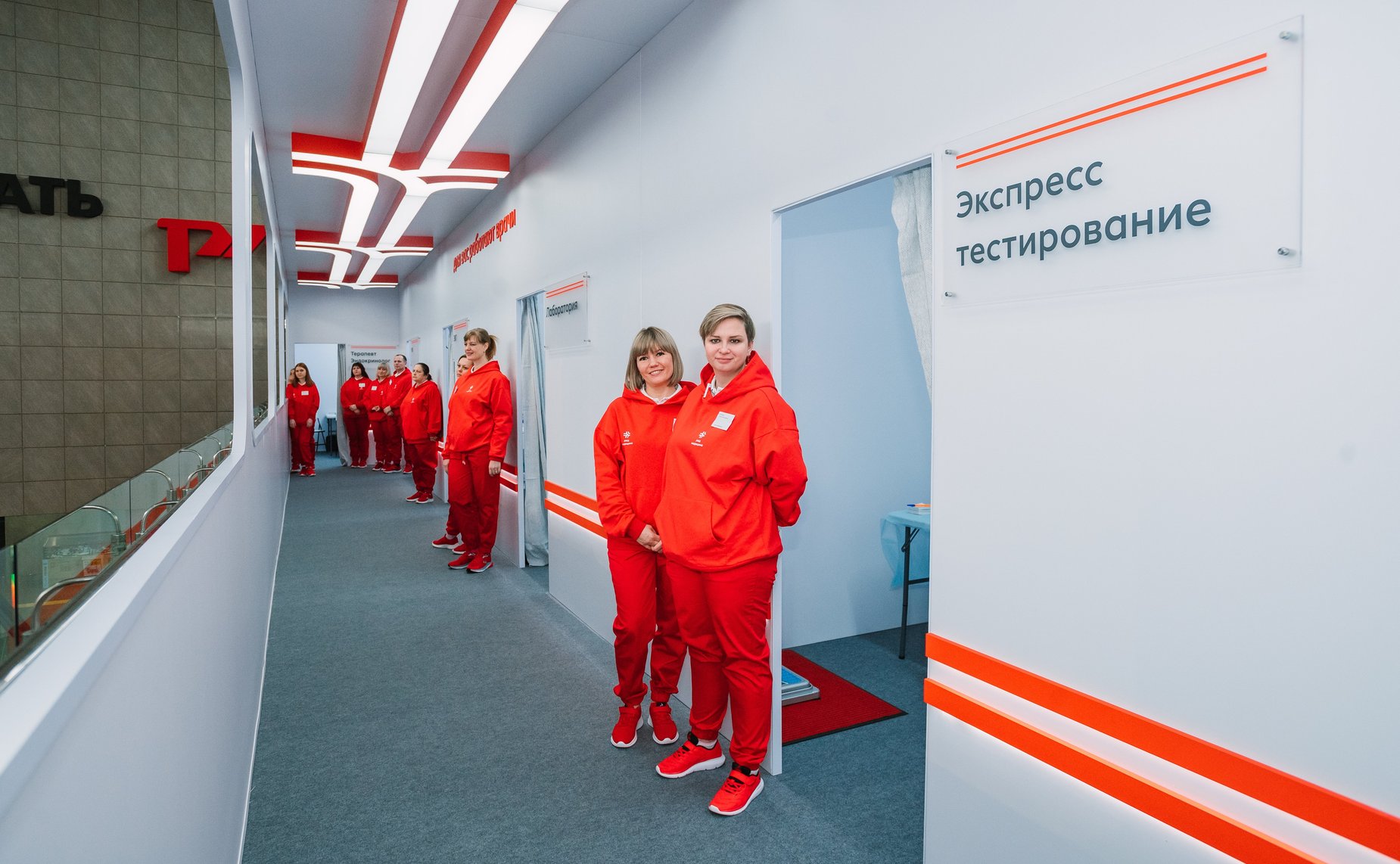 Специализированный поезд, оснащенный современным оборудованием, в котором пассажирами стали высококлассные врачи сети «РЖД-медицина» прибыл в Москву