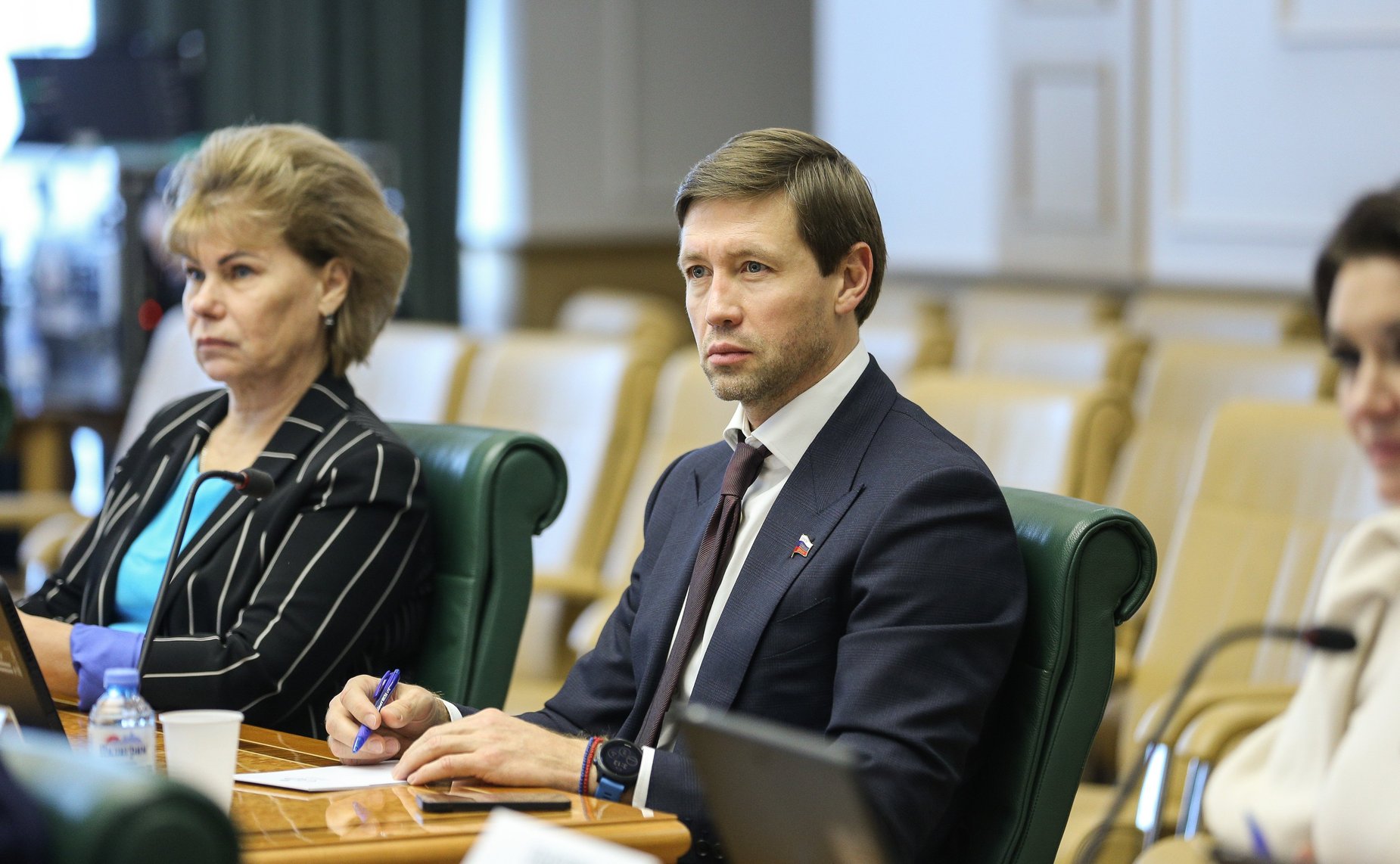 Встреча сенаторов Российской Федерации в формате «Открытого диалога» с руководителем Федеральной службы по надзору в сфере природопользования Светланой Радионовой