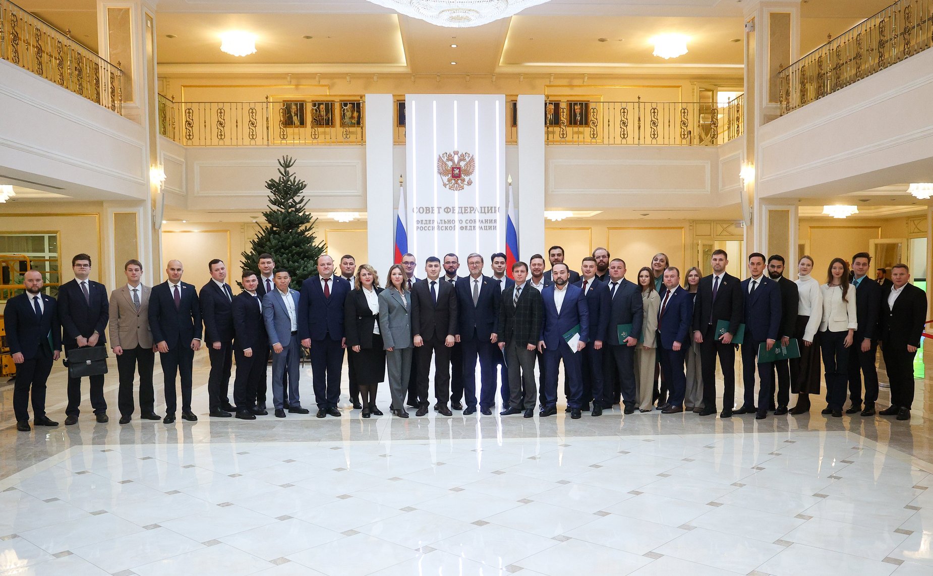 Семинар-совещание совместно с членами Палаты молодых законодателей при Совете Федерации «Геополитическая трансформация: новые центры силы и вызовы для международного порядка»