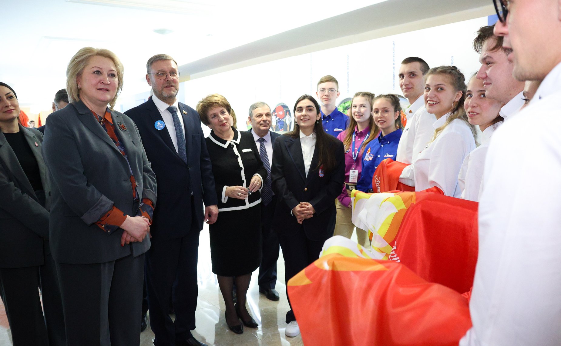 В Совете Федерации открылась выставка «Артек – сто лет детского счастья»