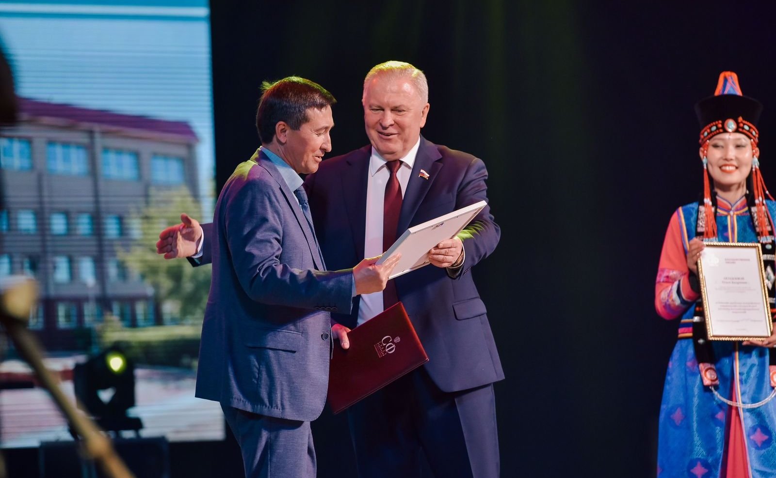 Вячеслав Наговицын принял участие в праздновании 60-летнего юбилея одного из ведущих вузов Бурятии — Восточно-Сибирского государственного университета технологий и управления