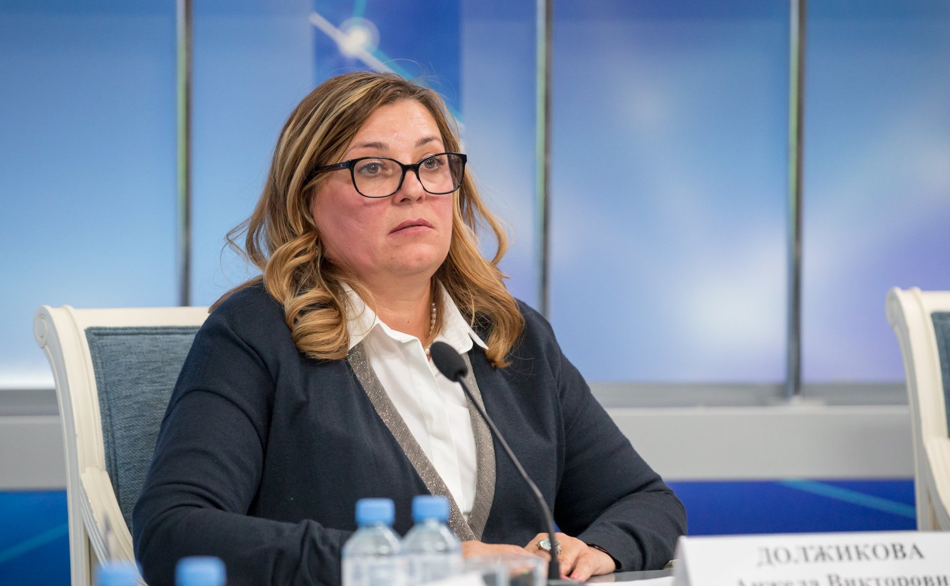 Анжела Должикова