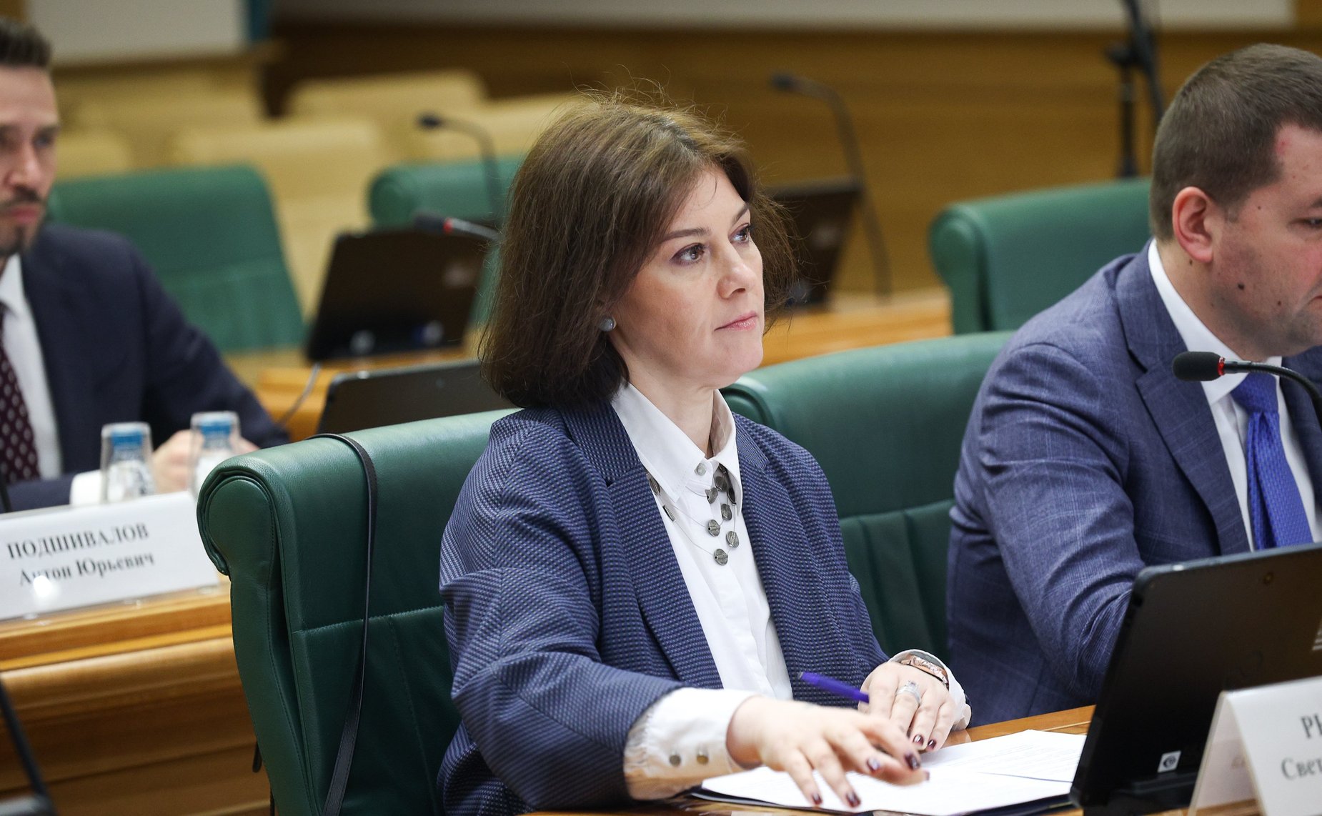 Круглый стол на тему «Совершенствование механизмов трудоустройства в Российской Федерации талантливых выпускников российских вузов из числа иностранных граждан»