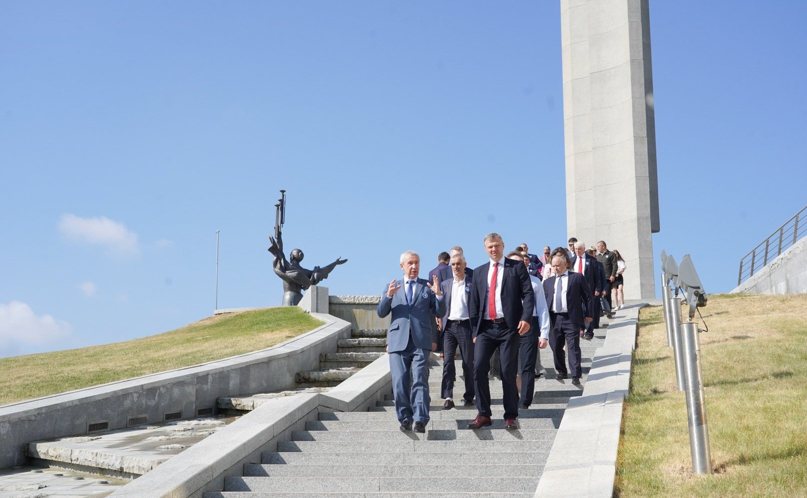 Сенаторы РФ приняли участие в мероприятиях VI Международного фестивального марафона в Минске