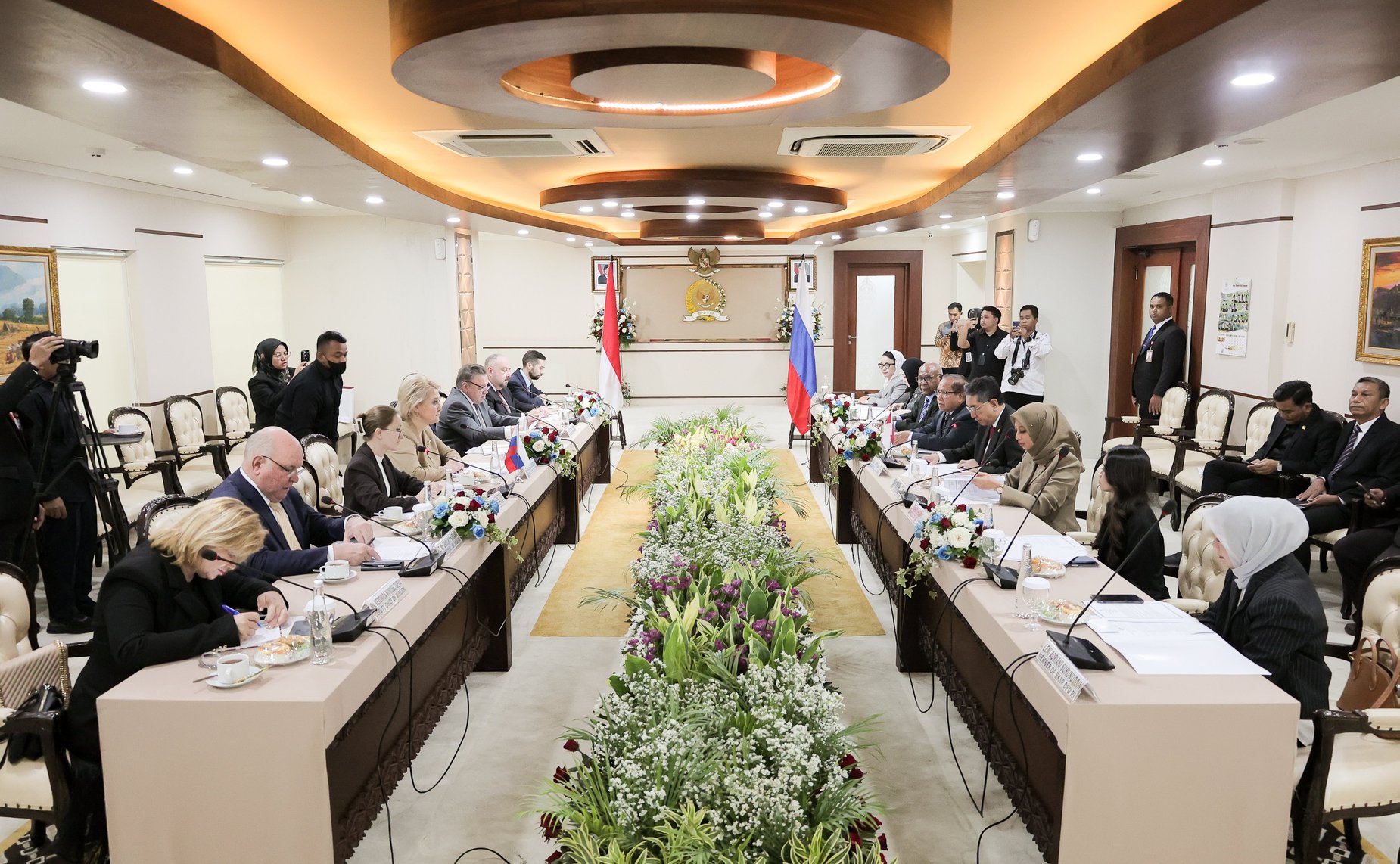 В рамках визита в Республику Индонезия делегация Совета Федерации провела ряд встреч