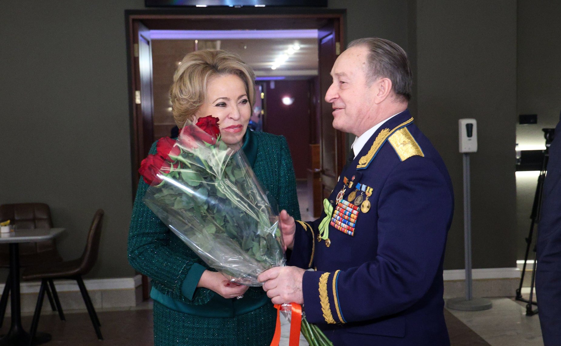 Валентина Матвиенко вместе с блокадниками приняла участие в просмотре художественного фильма «Воздух»