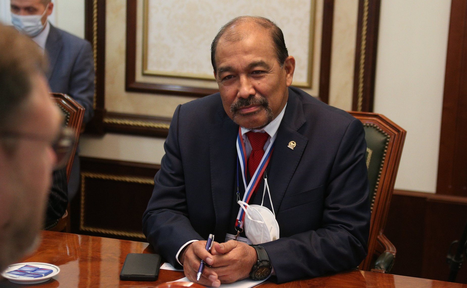 Встреча заместителя Председателя СФ Константина Косачева с заместителем Председателя Совета представителей регионов Республики Индонезии