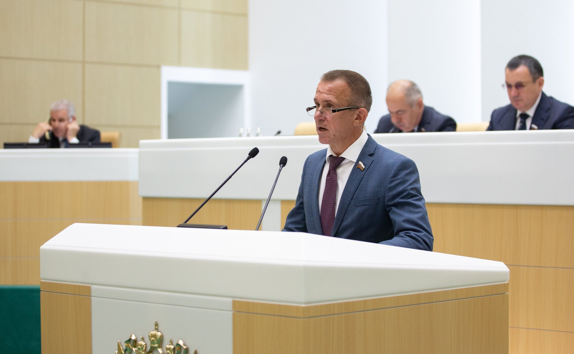 В. Кравченко