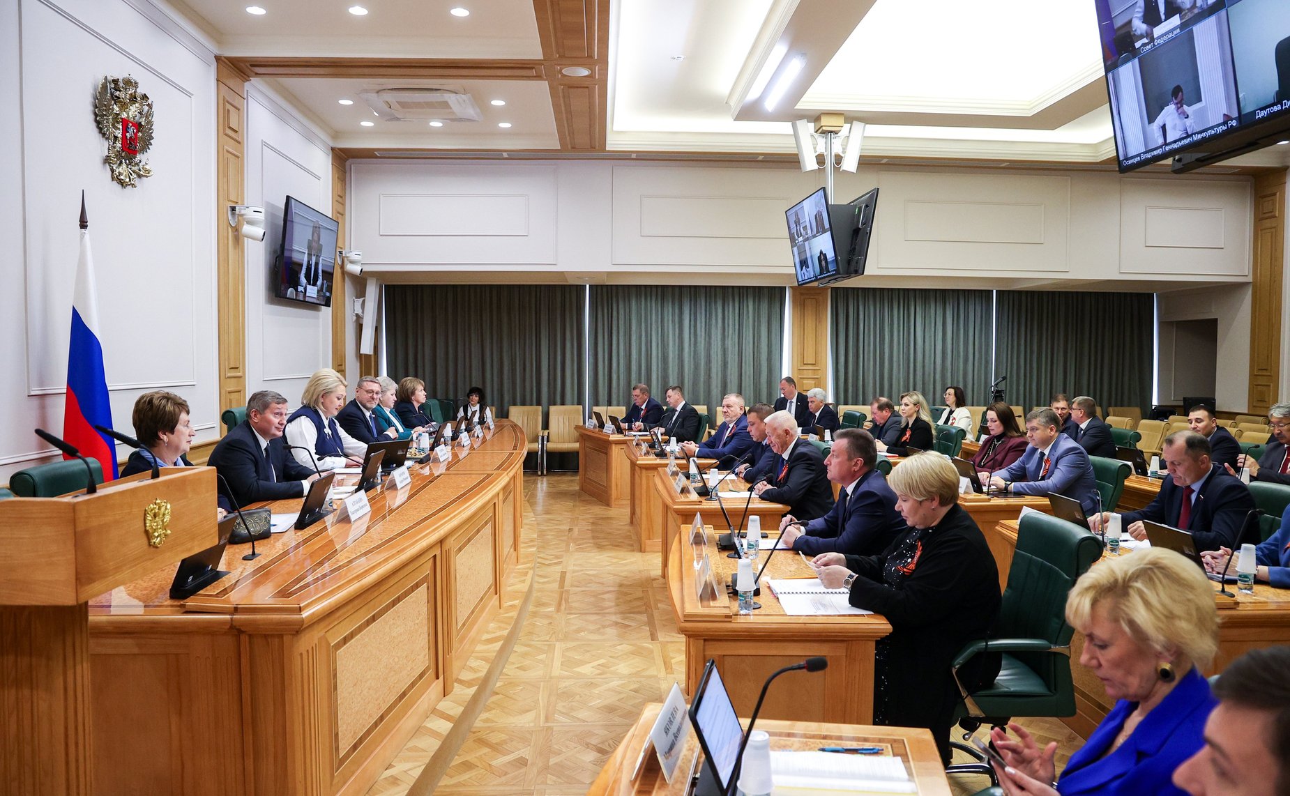 Расширенное заседание Комитета СФ по науке, образованию и культуре (в рамках Дней Волгоградской области в Совете Федерации)