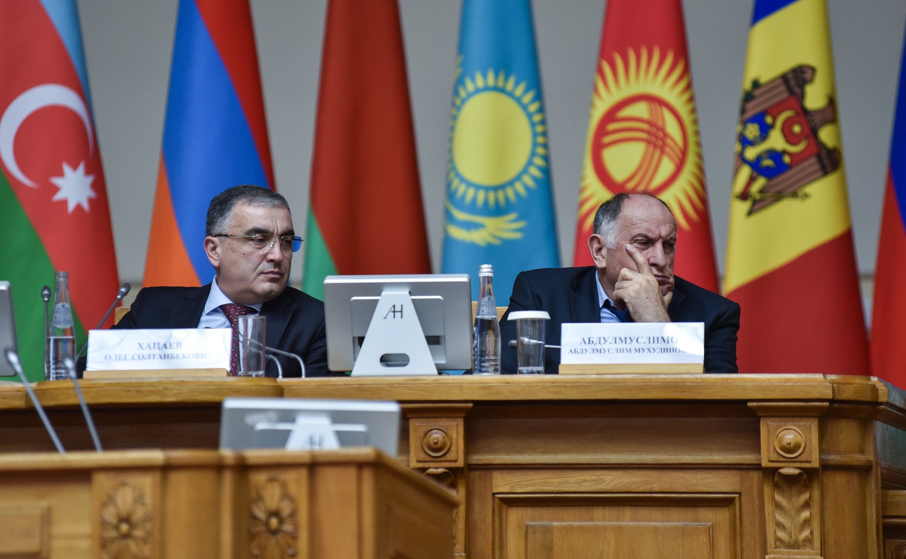 Сенаторы РФ приняли участие в Международном форуме «Устойчивое развитие горных территорий» в Санкт-Петербурге