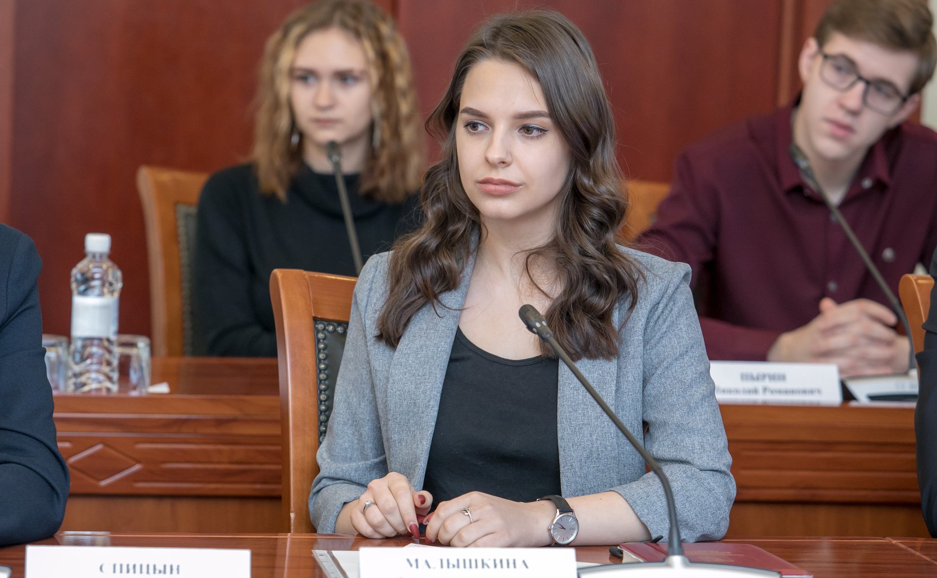 Заседание Дискуссионного клуба при Молодежном парламенте Вологодской области