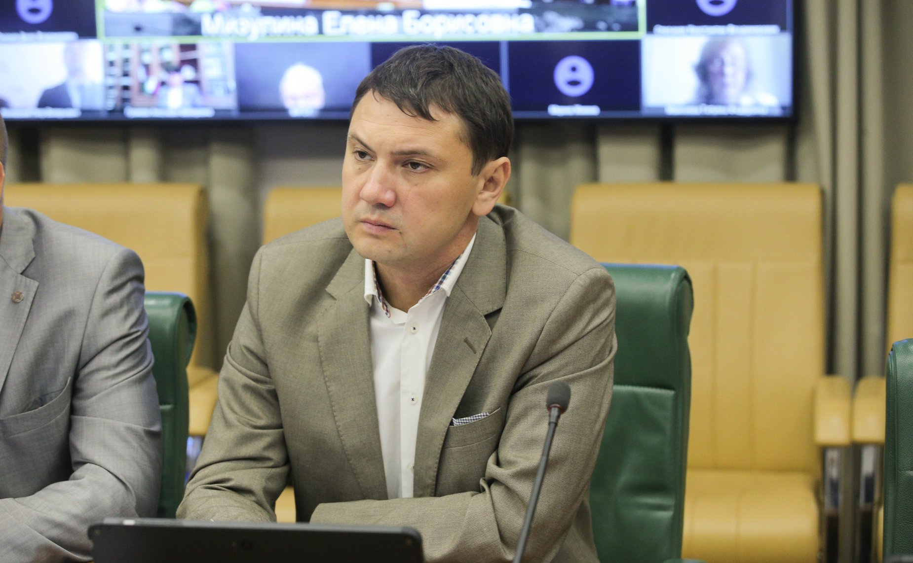 «Круглый стол» Комитета СФ по конституционному законодательству и государственному строительству