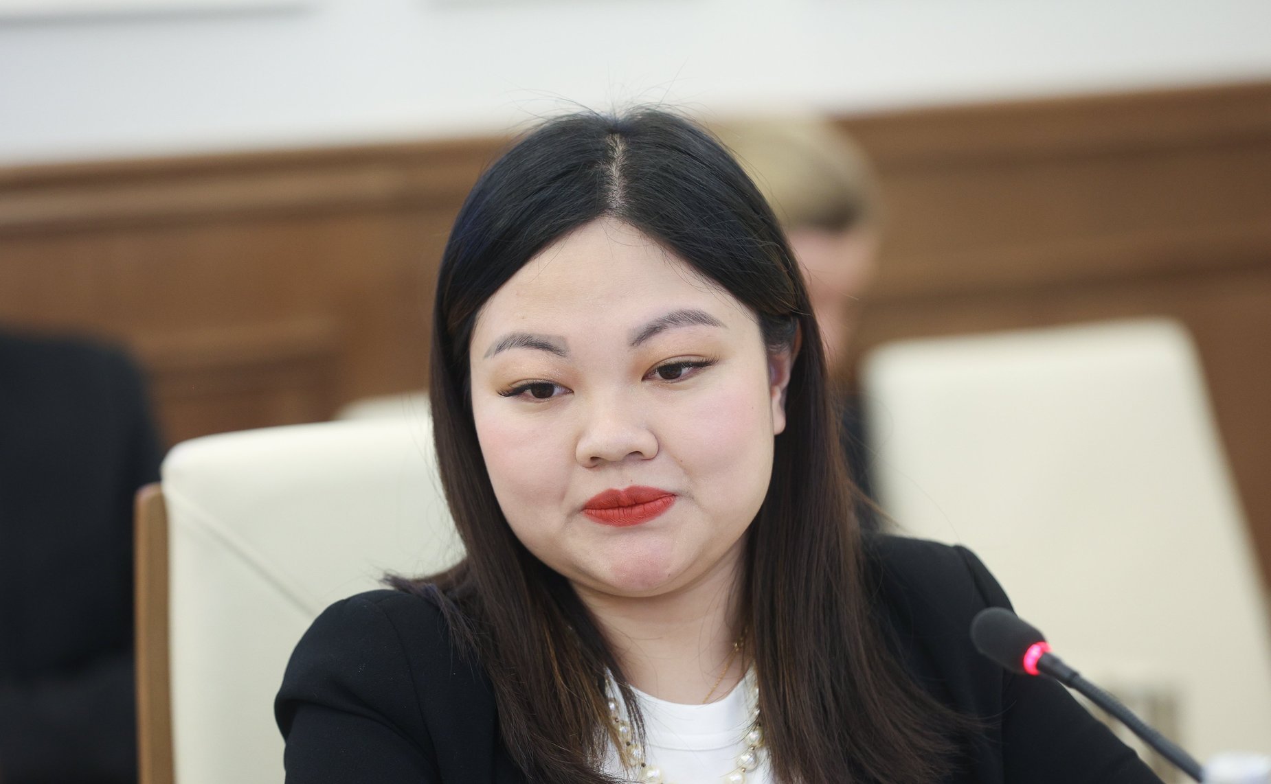 Александр Двойных встретился в Совете Федерации с основательницей крупнейшей вьетнамской компании по производству кофе и напитков Ле Хоанг Зиеп Тхао