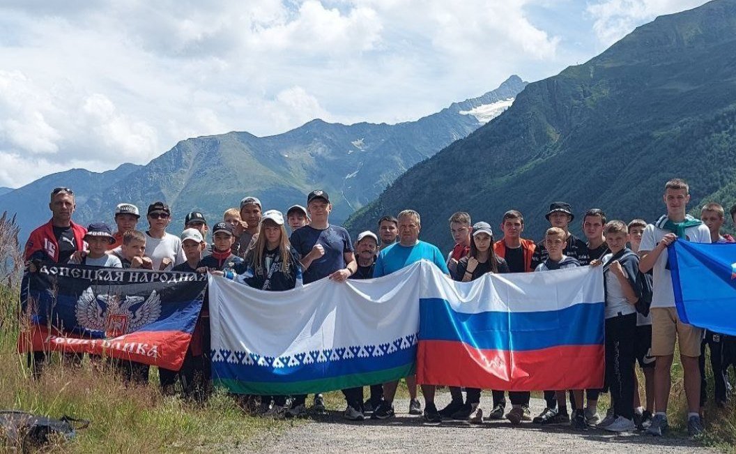 Денис Гусев организовал поездку для 20 юных спортсменов-боксеров из Донецкой и Луганской Народных Республик на одну из лучших спортивных баз в Эльбрусском районе Кабардино-Балкарской Республики