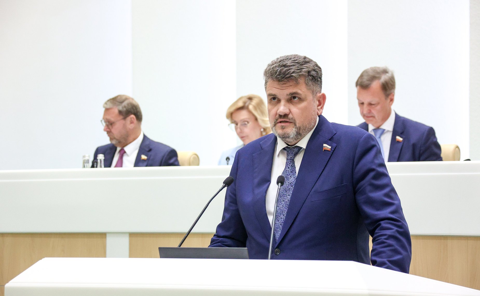 Александр Жуков