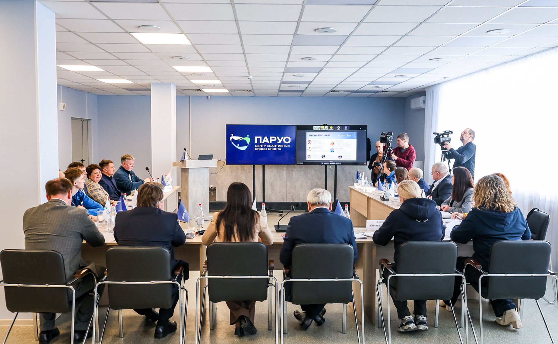 Сенаторы посетили государственное автономное образовательное учреждение дополнительного образования Нижегородской области «Спортивная школа „Региональный центр адаптивных видов спорта“»