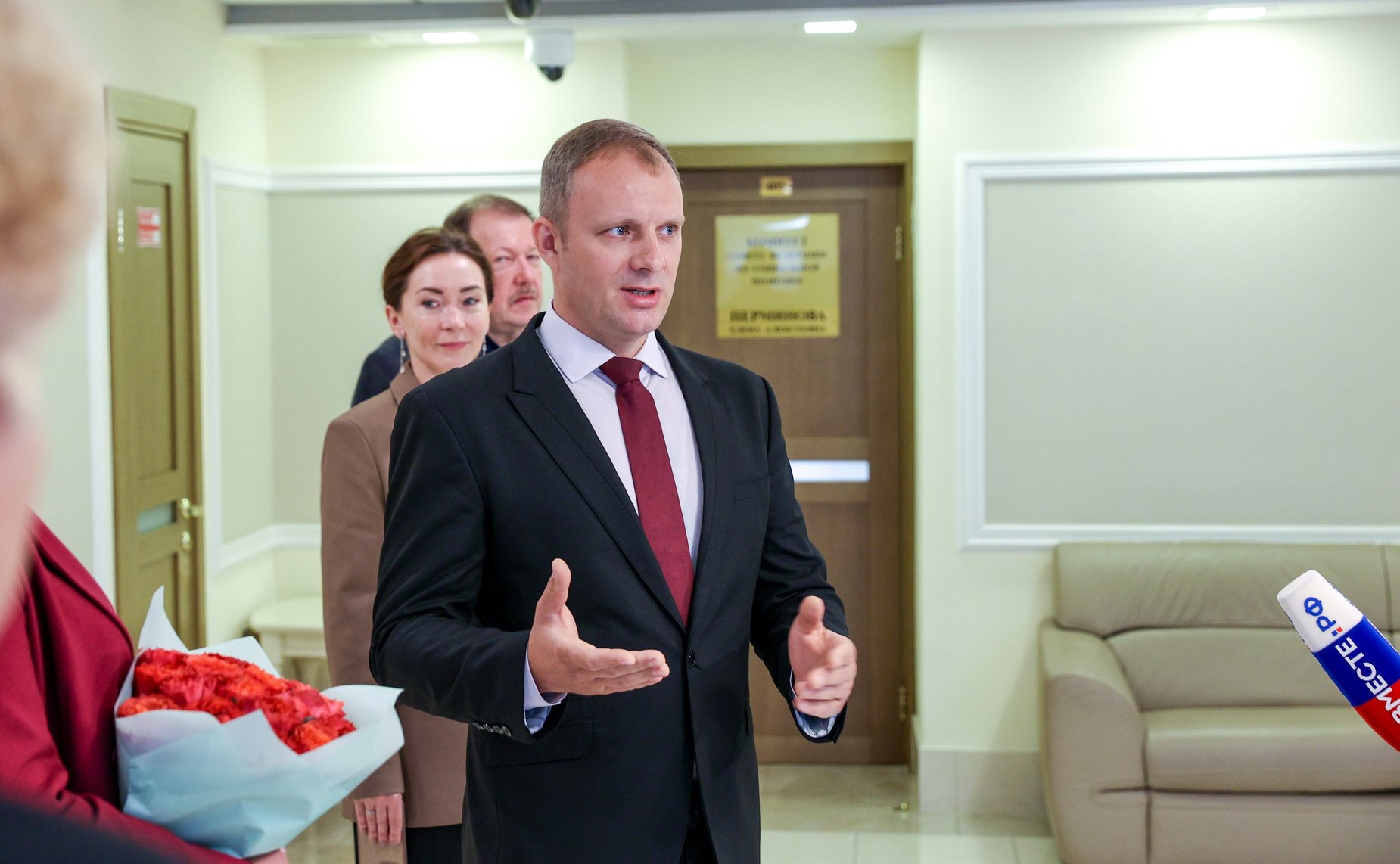 В Совете Федерации открылась выставка «Любовь к Родине дыша»