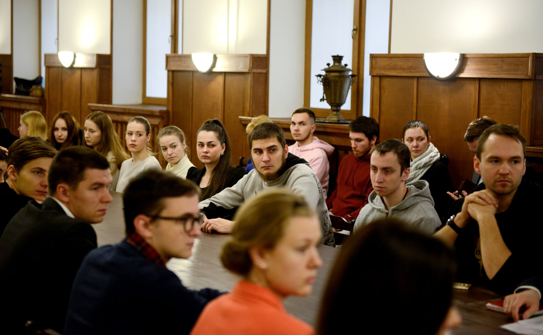 А. Кутепов провел встречу с молодыми активистами Калининского района Санкт-Петербурга