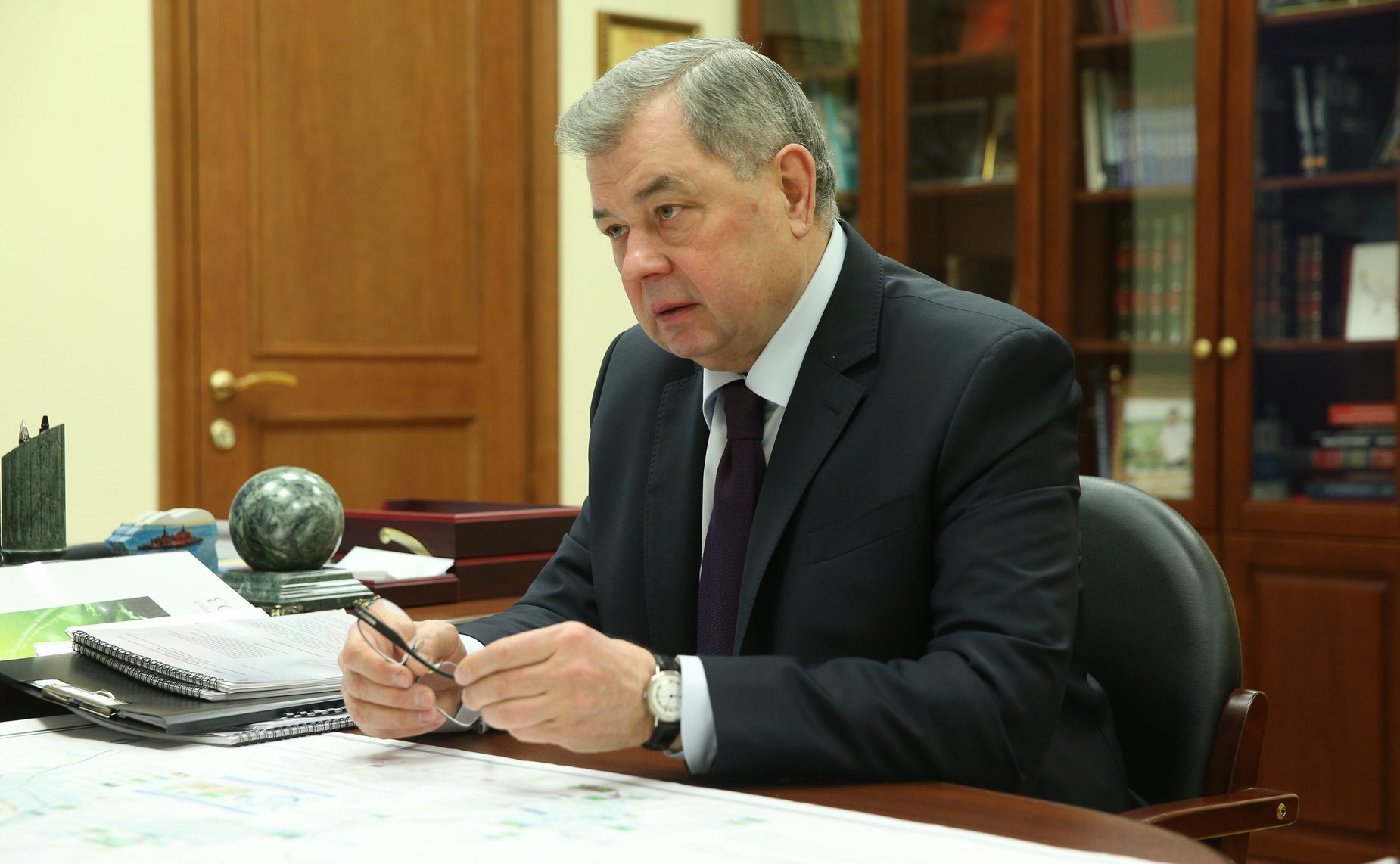 Анатолий Артамонов