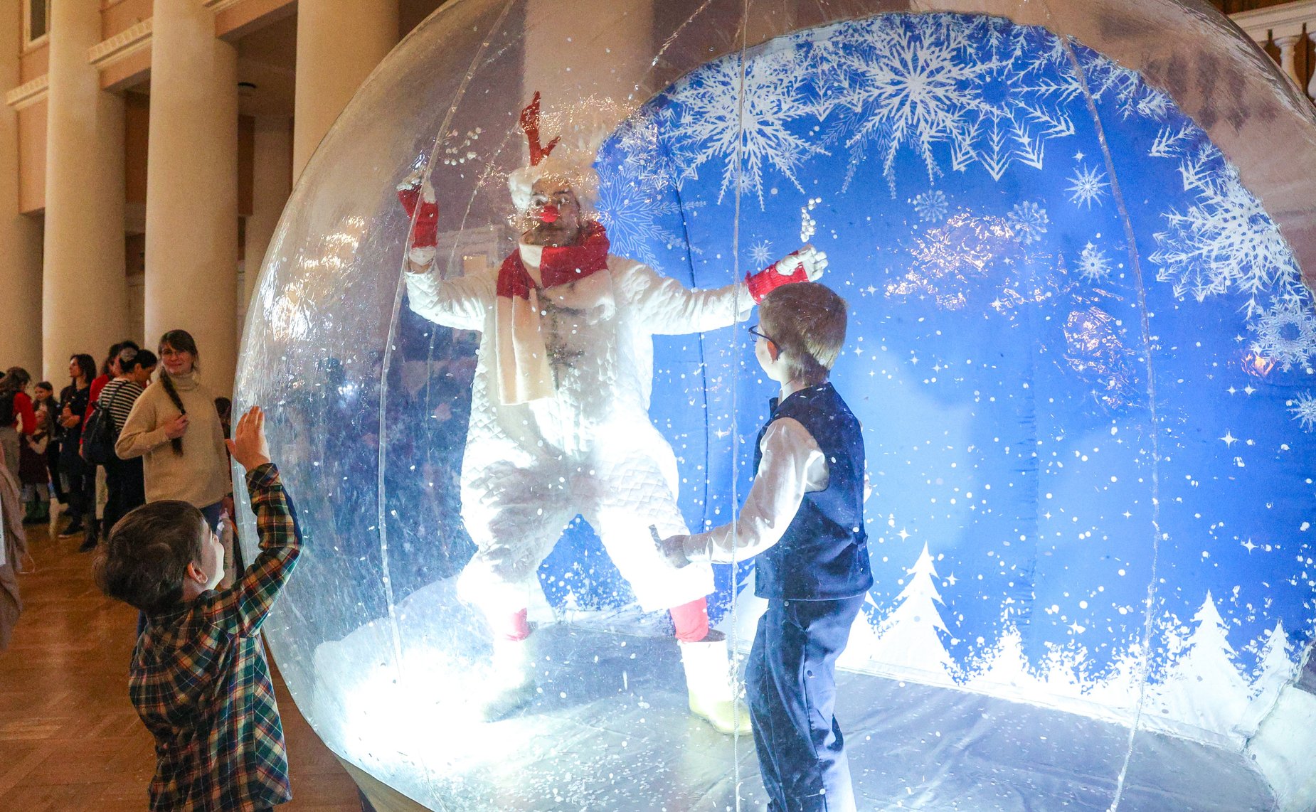 По инициативе Валентины Матвиенко в Таврическом дворце Санкт-Петербурга организована Рождественская елка для детей участников СВО