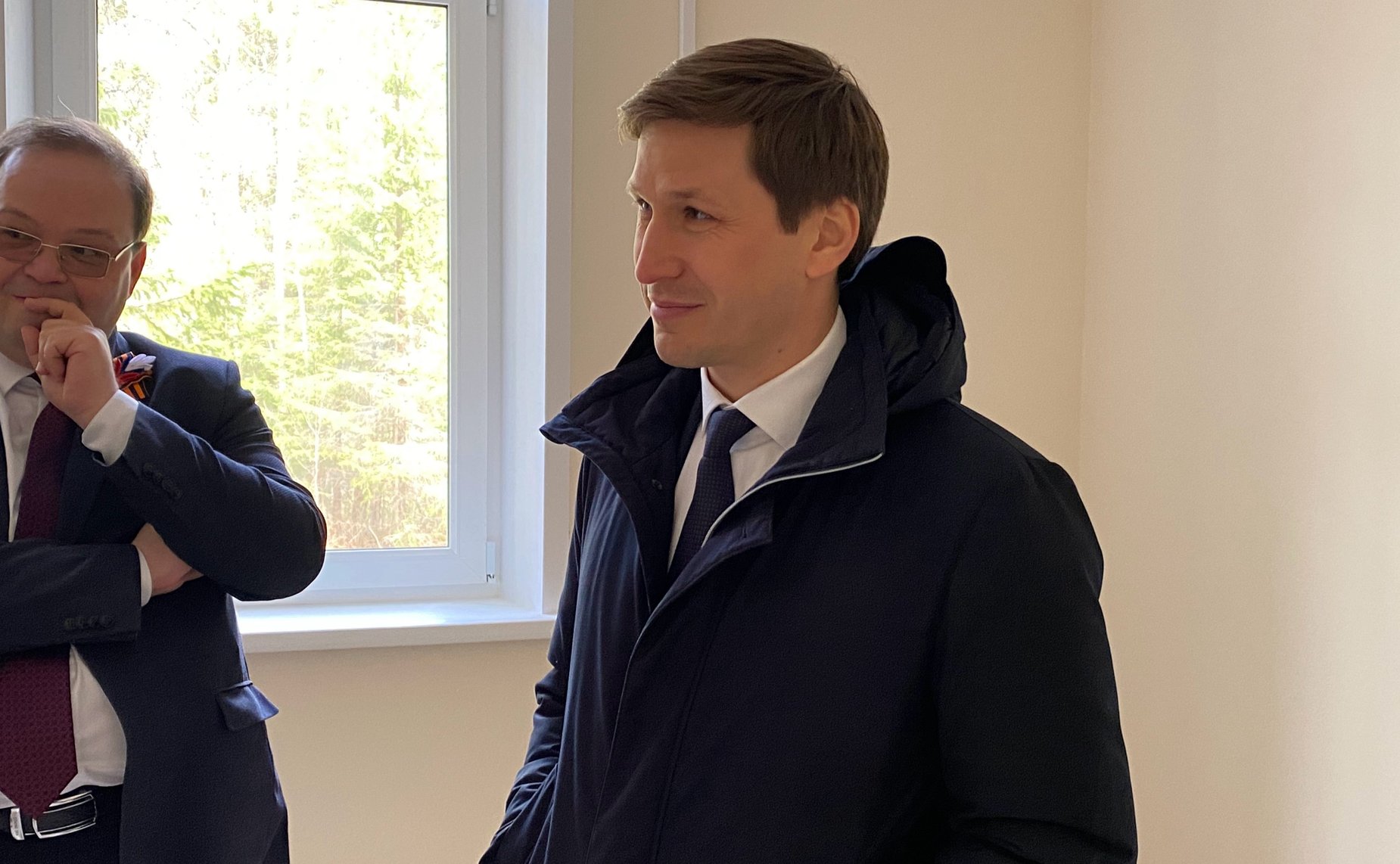 Иван Новиков в рамках рабочей поездки в Плесецкий муниципальный округ посетил детский оздоровительный лагерь «Буревестник»