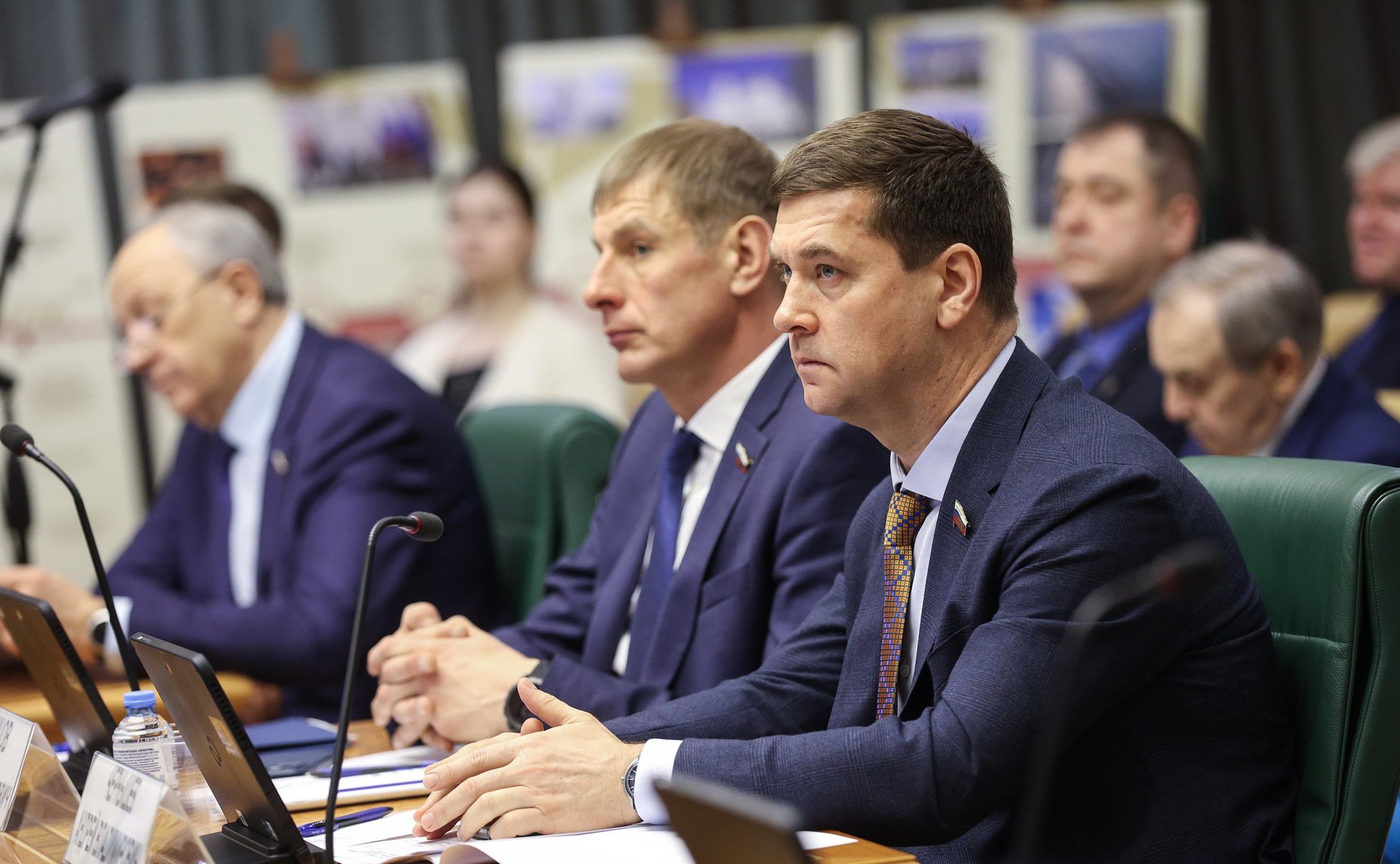 Круглый стол «Геополитическое и цивилизационное значение Крыма и сопредельных земель в истории России»