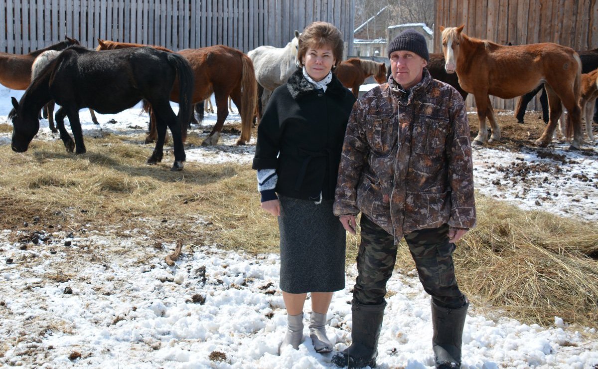 Татьяна Гигель в ходе рабочей командировки по региону побывала на семейной ферме Виктора Чернова в Турочакском районе