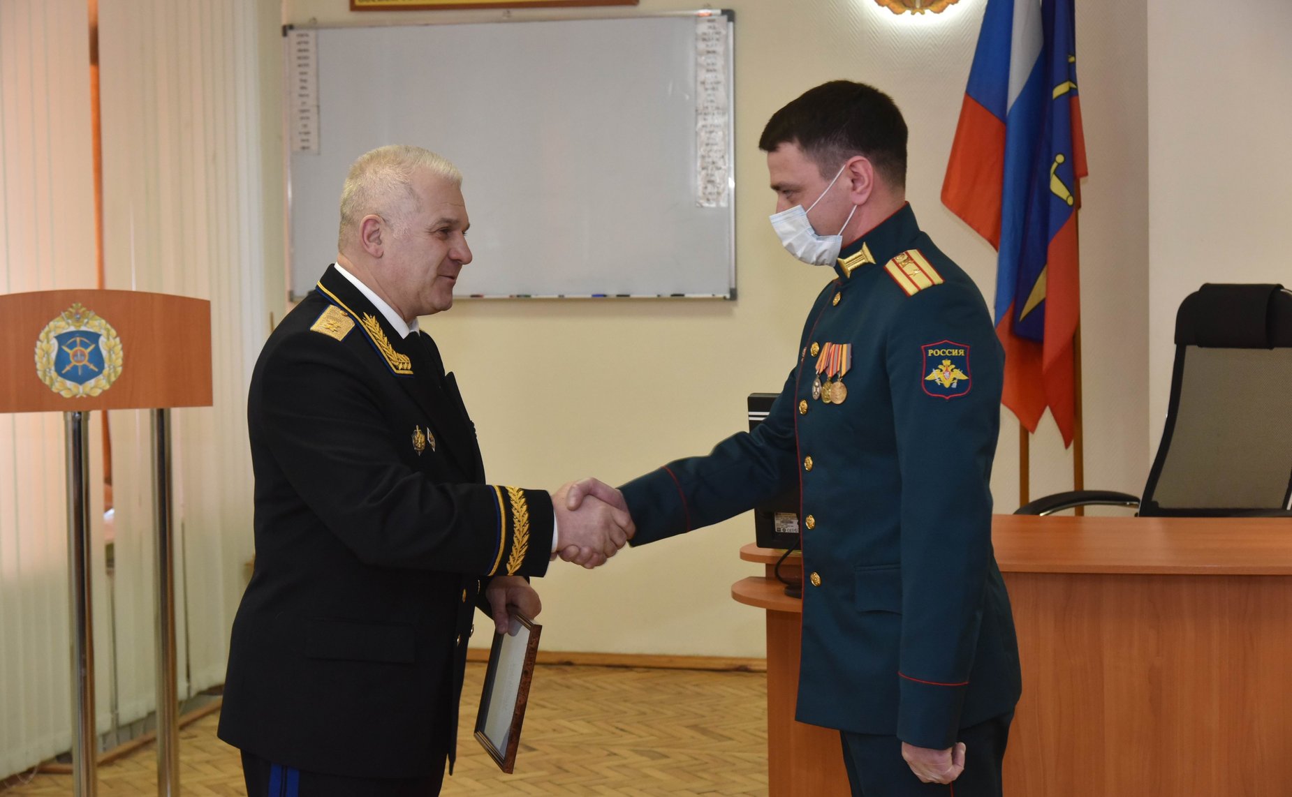 Сергей Мартынов принял участие в возложении цветов к Вечному огню в Йошкар-Оле и посетил ракетную дивизию