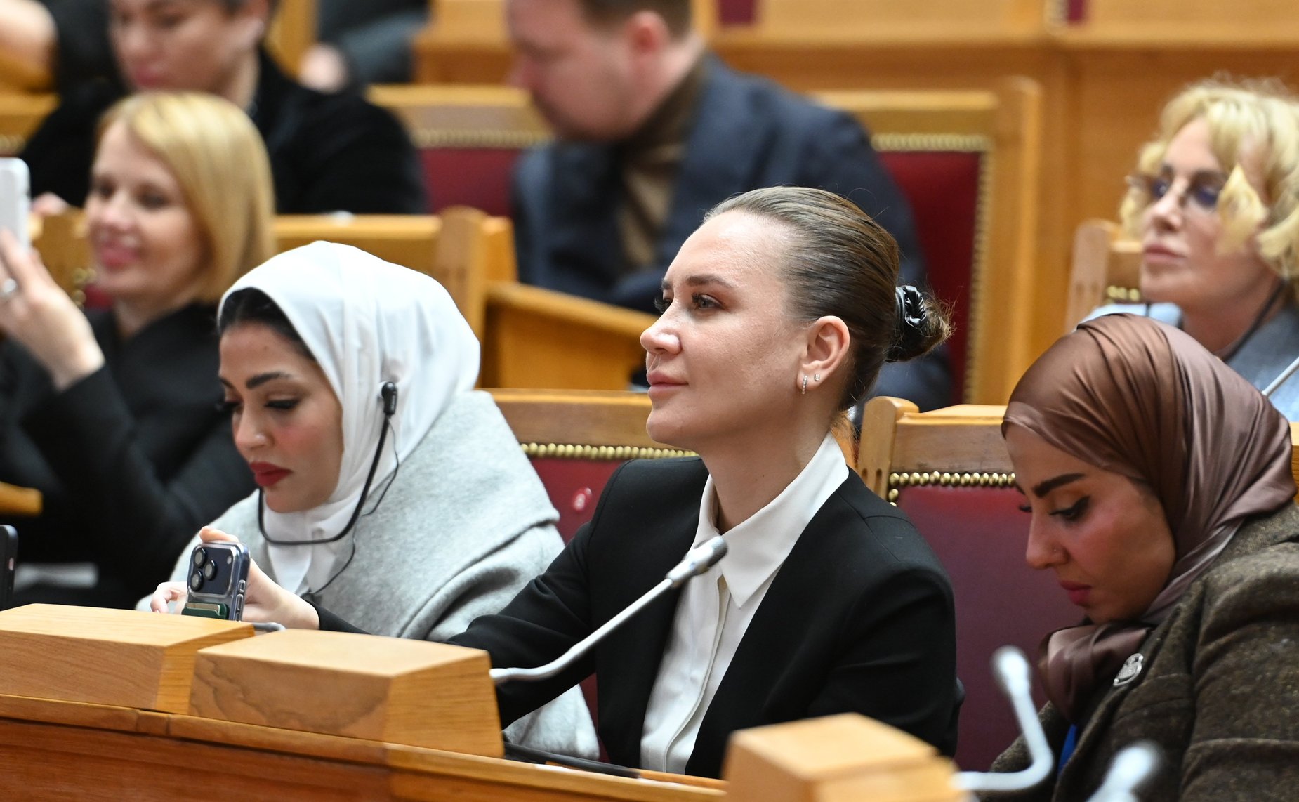 Пленарное заседание IV Международного Форума «Содружество моды»