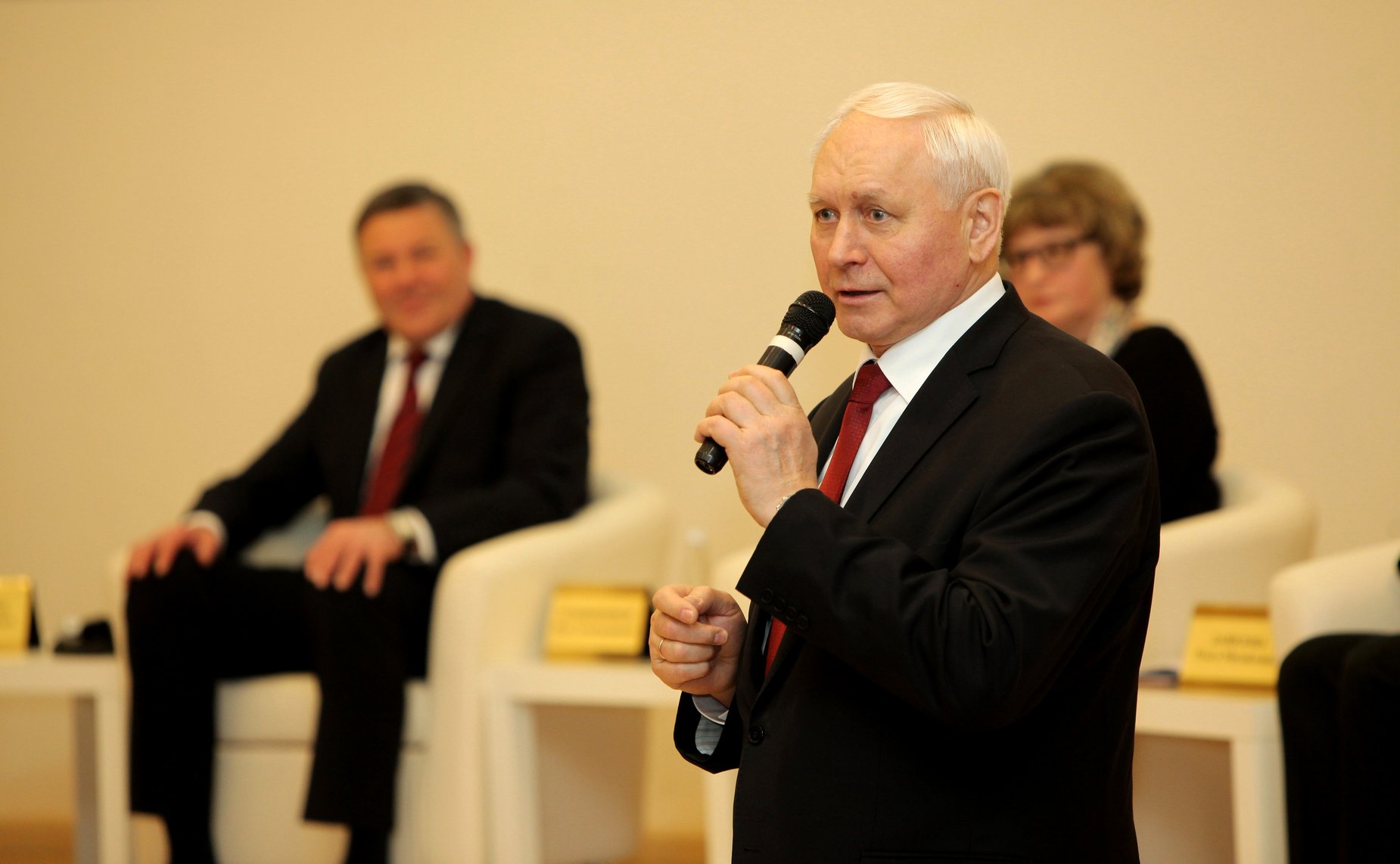 Н. Тихомиров принял участие в подведении итогов проекта «Команда губернатора: Ваша оценка»