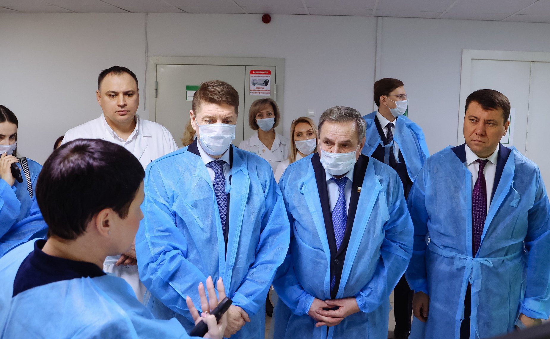 Сенаторы Российской Федерации посетили Амурский онкологический диспансер