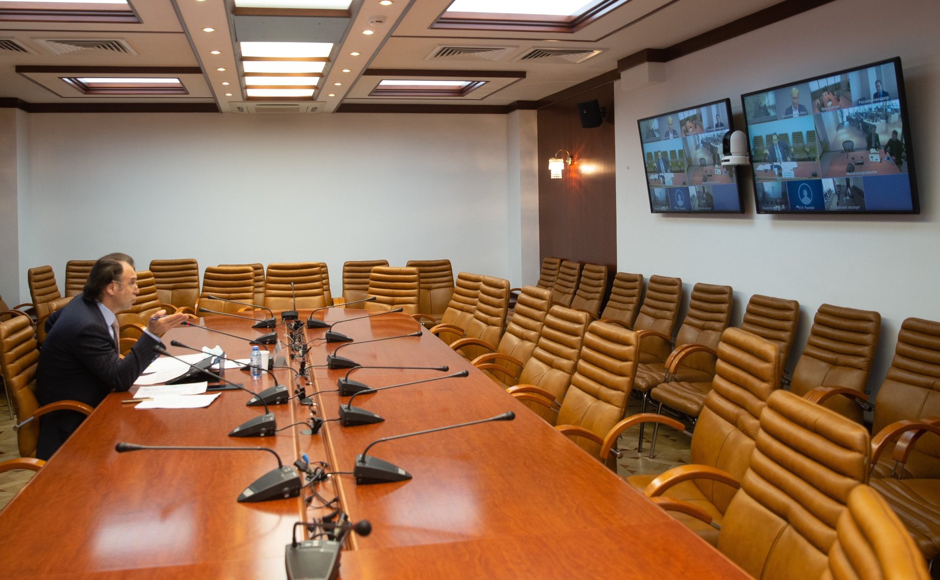 Совещание Комитета СФ по аграрно-продовольственной политике и природопользованию в режиме видеоконференции