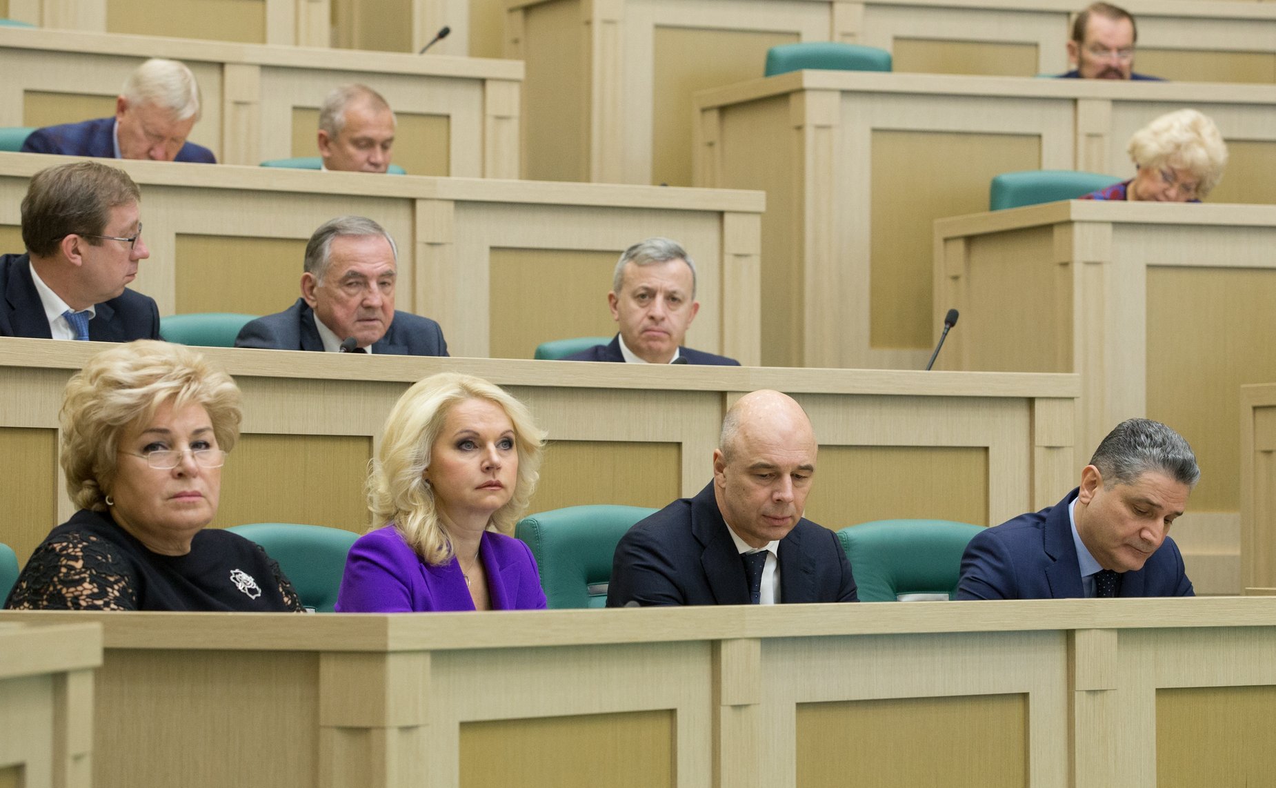 На 422-м заседании Совета Федерации