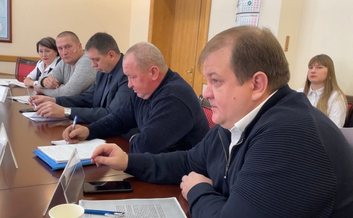 Сергей Безденежных провел встречу с руководством Министерства здравоохранения Хабаровского края и «Дальневосточного центра лекарственного обеспечения и координации деятельности медицинских организаций» (»ДВЦЛО И КДМО») Хабаровского края