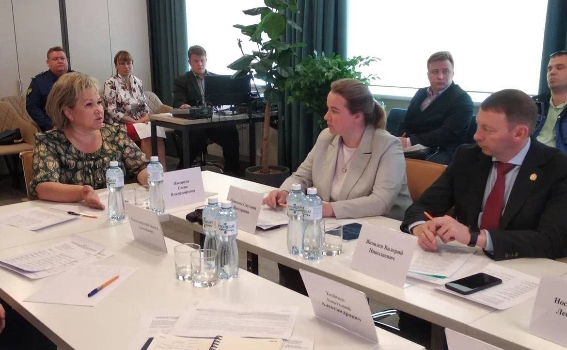 Елена Писарева посетила филиал государственного фонда «Защитники Отечества» в Новгородской области