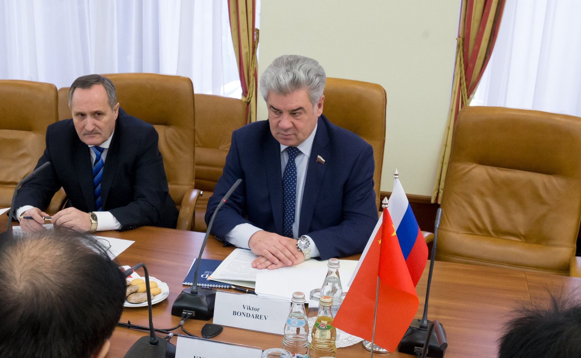 Встреча В. Бондарева с военным атташе Китая в РФ