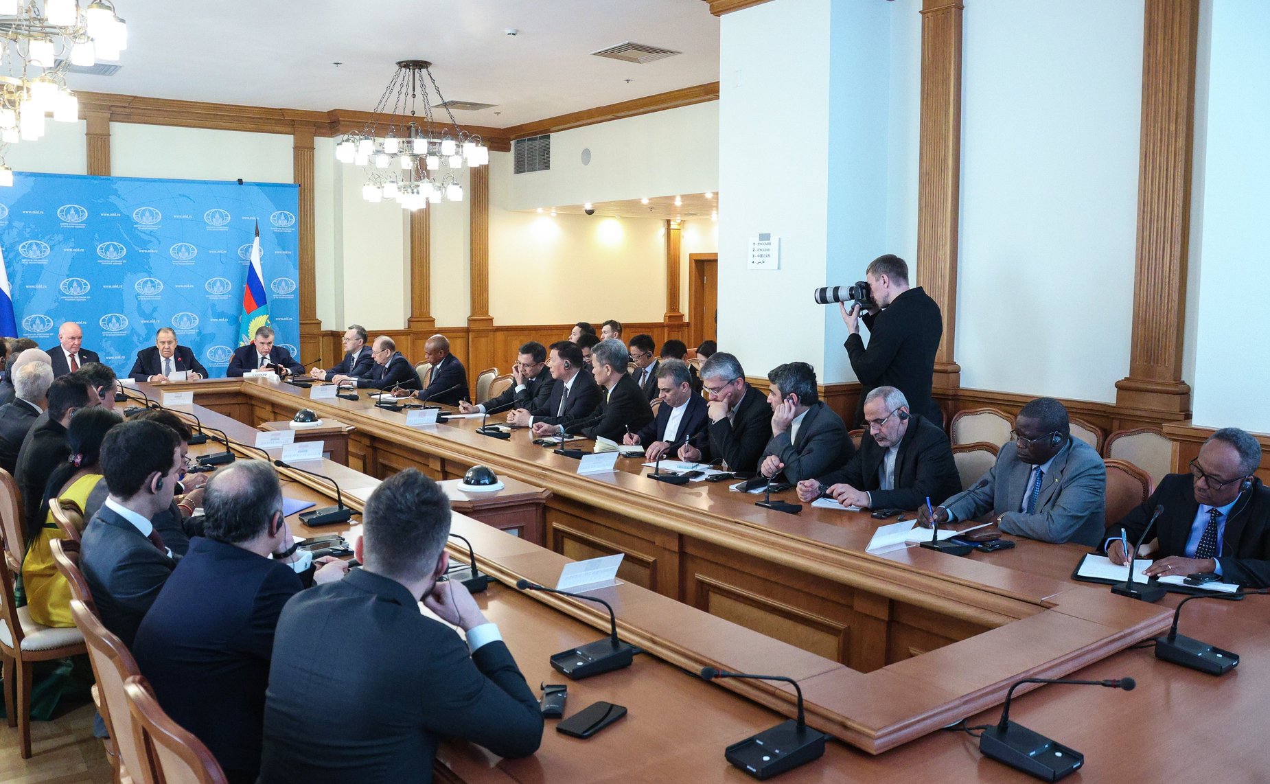 Встреча председателей комитетов по международным делам парламентов (палат парламентов) стран БРИКС с Министром иностранных дел Российской Федерации Сергеем Лавровым