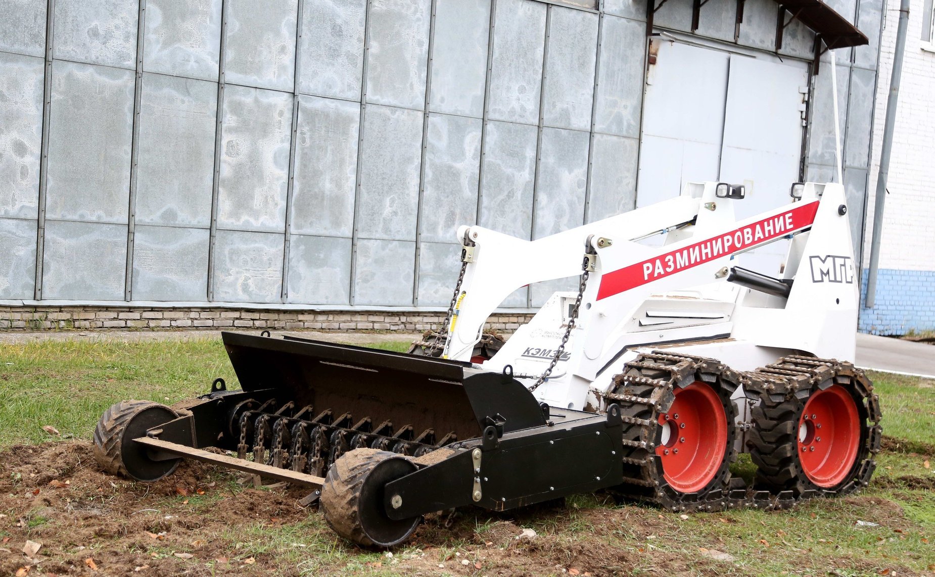 Владимир Киселев в ходе региональной поездки посетил в г. Коврове предприятия, задействованные в исполнении государственного оборонного заказа