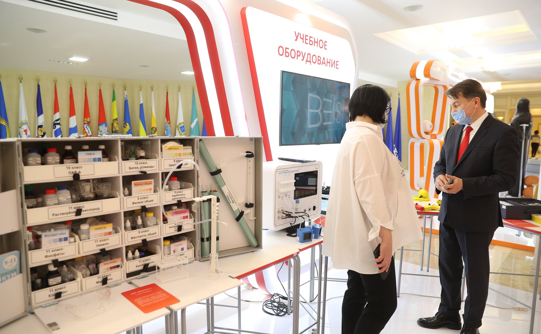 Открытие в Совете Федерации выставки детских товаров российских предприятий