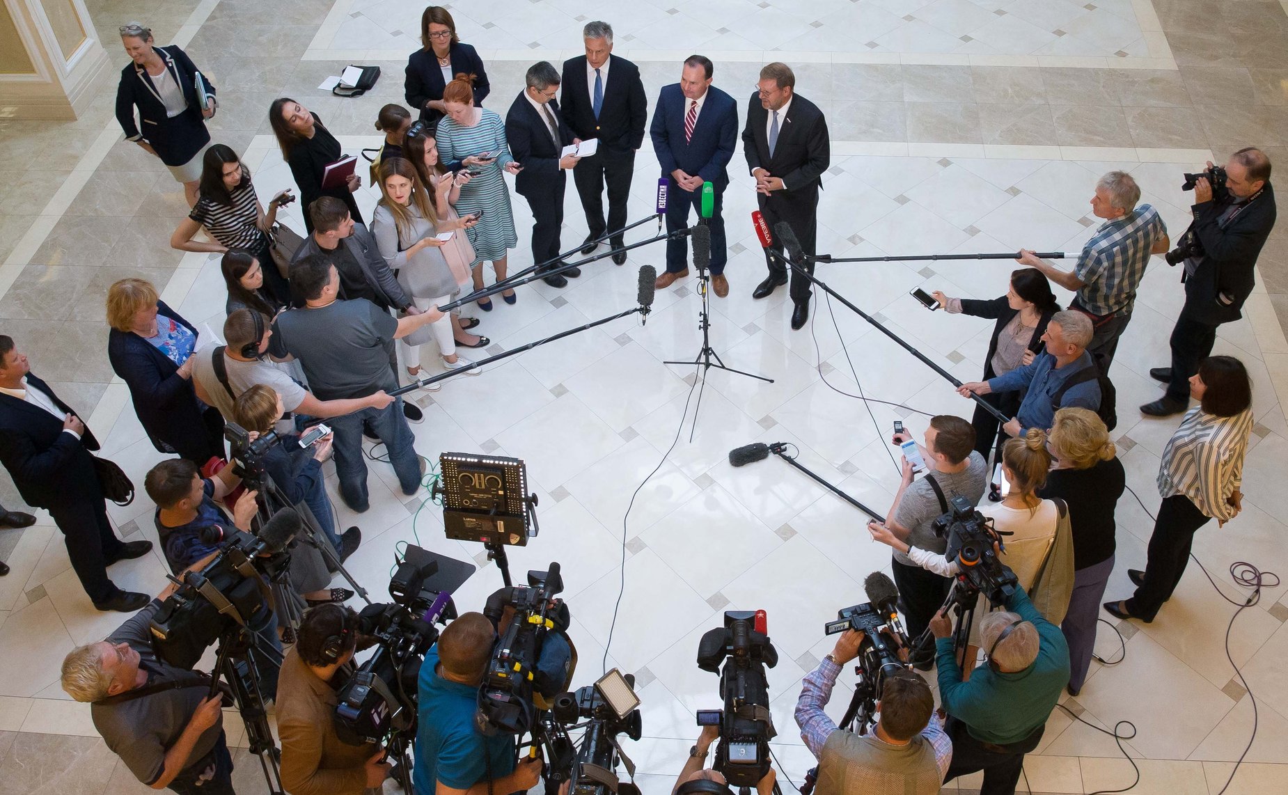 Брифинг Константина Косачева по итогам встречи с американским сенатором-республиканцем Майклом Ли