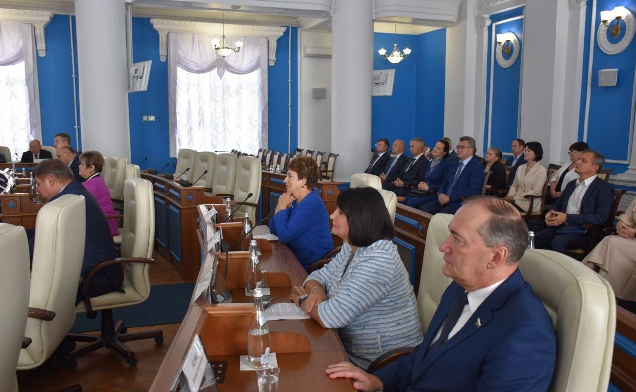 Екатерина Алтабаева приняла участие в открытии осенней сессии Севастопольского парламента