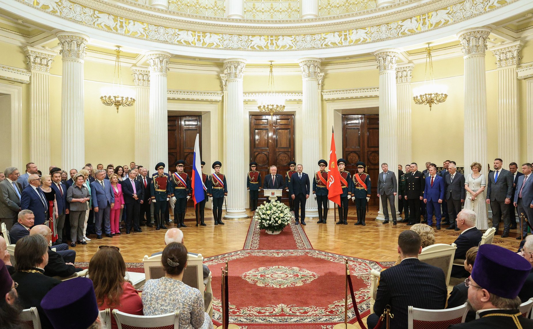 Валентина Матвиенко приняла участие в торжественной церемонии вручения знаков отличия лицам, удостоенным звания «Почетный гражданин Санкт-Петербурга» в 2024 году