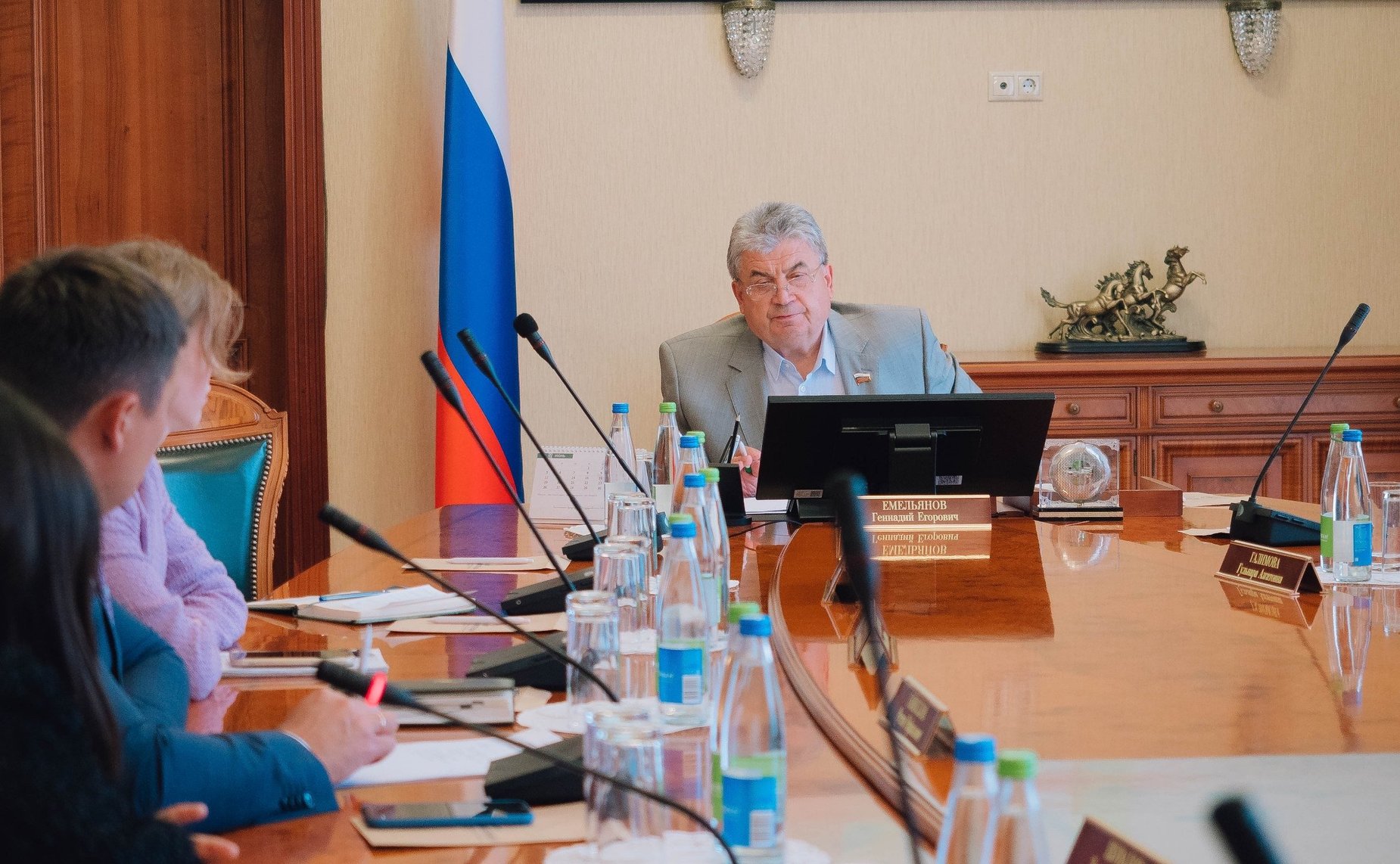 Геннадий Емельянов ознакомился с деятельностью ГБУ «Центр компетенций по развитию сельскохозяйственной кооперации в Республике Татарстан»