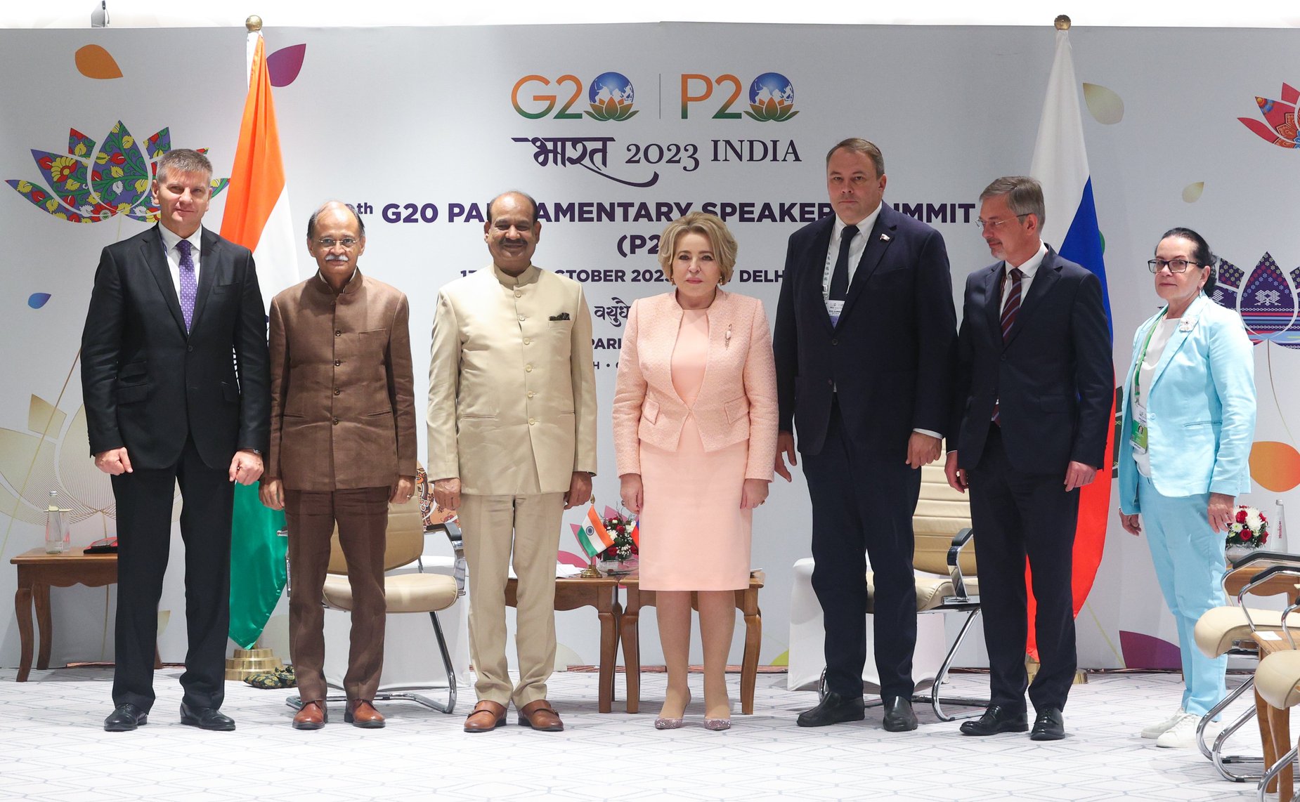 Председатель Совета Федерации Валентина Матвиенко провела переговоры со Спикером Народной палаты Парламента Республики Индия Омом Бирлой в рамках девятого Саммита спикеров парламентов стран «Группы двадцати» в Нью-Дели